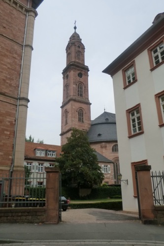 大学の塔
