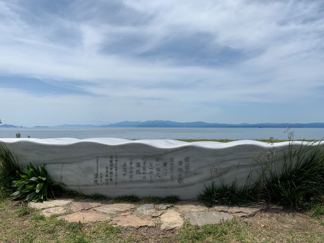 長浜城近くの琵琶湖景観